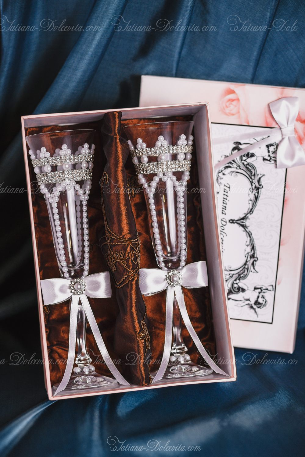 WEDDING GLASSES - СВАДЕБНЫЕ БОКАЛЫ