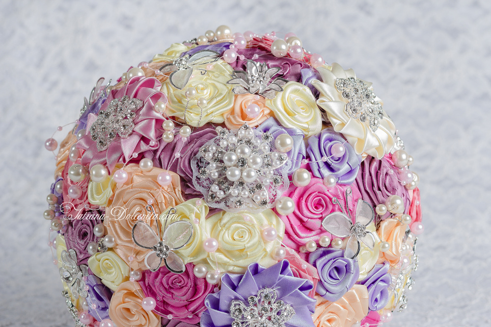 BOUQUET - 