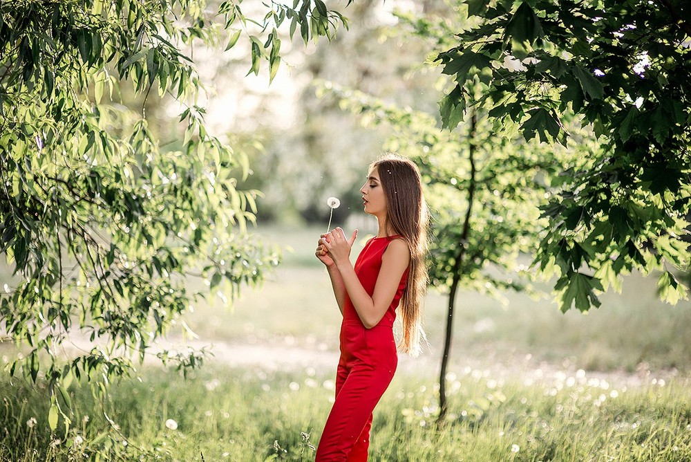 Детская фотосессия - Девочки в красном