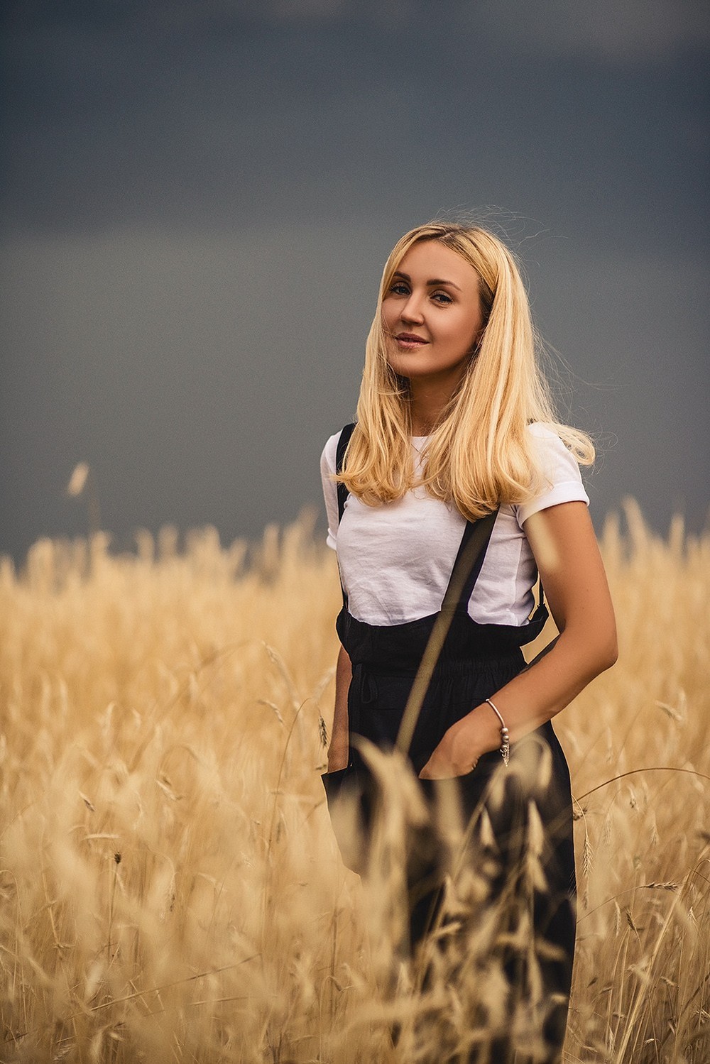 Семейные фотосессии - Кучеряшка в колосках