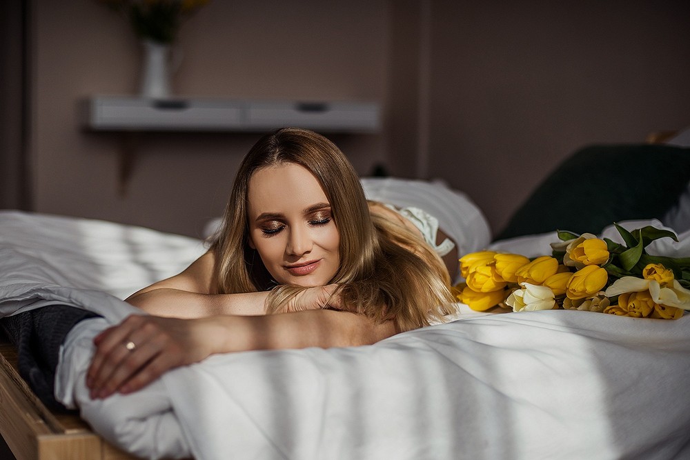 Женские портреты - Тюльпаны