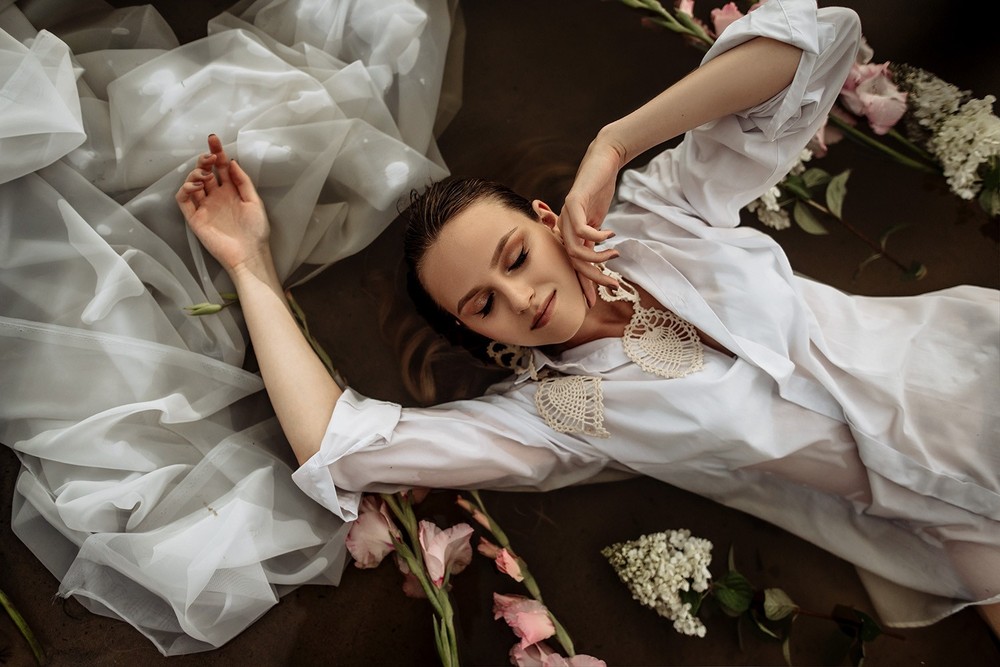 Свадебная фотосъемка и лав стори - У озера