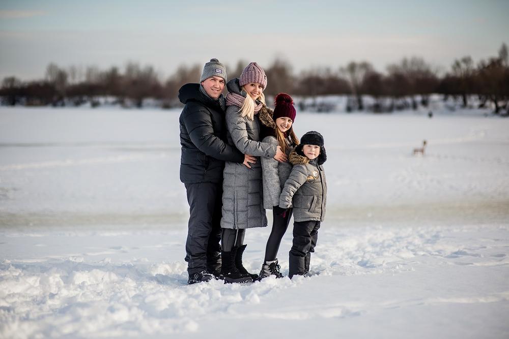 Семейные фотосессии - Снежная прогулка