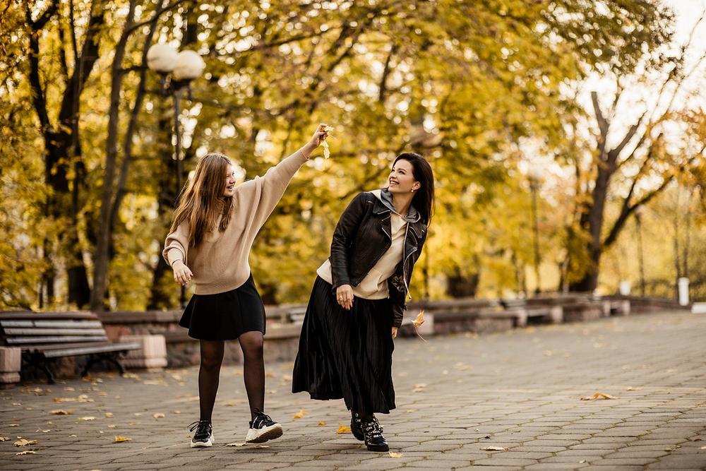 Семейные фотосессии - Прогулка с дочкой