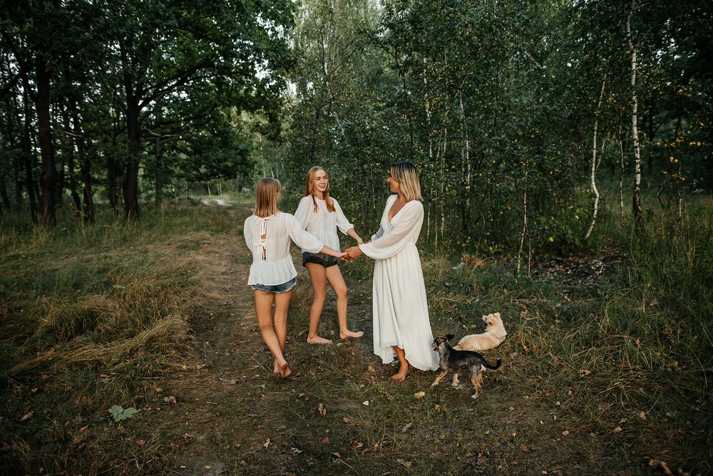 Семейные фотосессии - В лесу