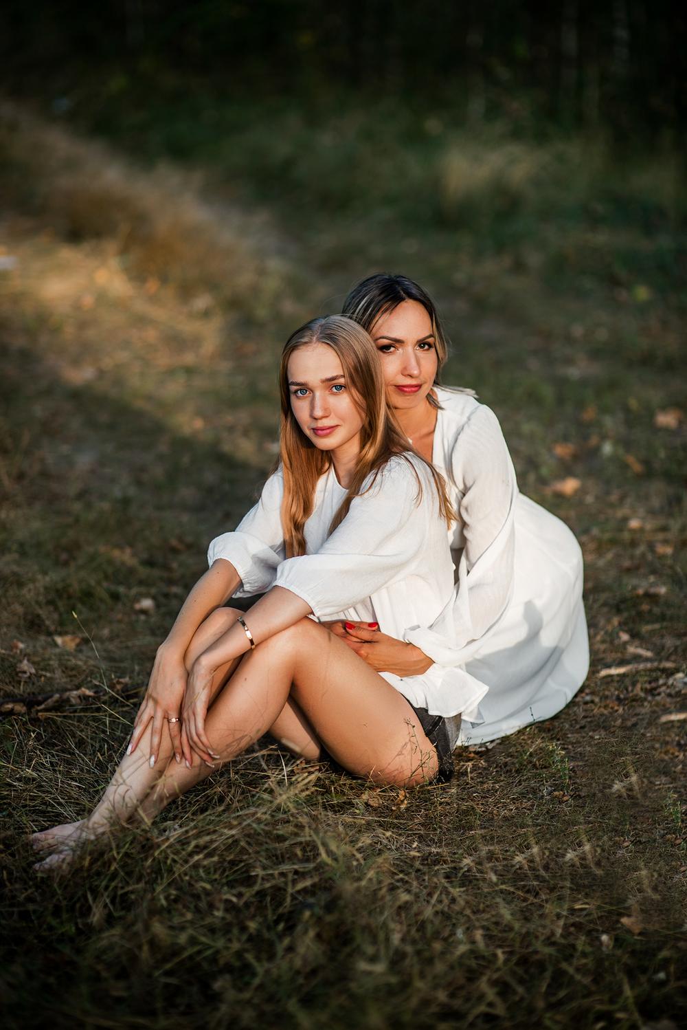 Семейные фотосессии - В лесу