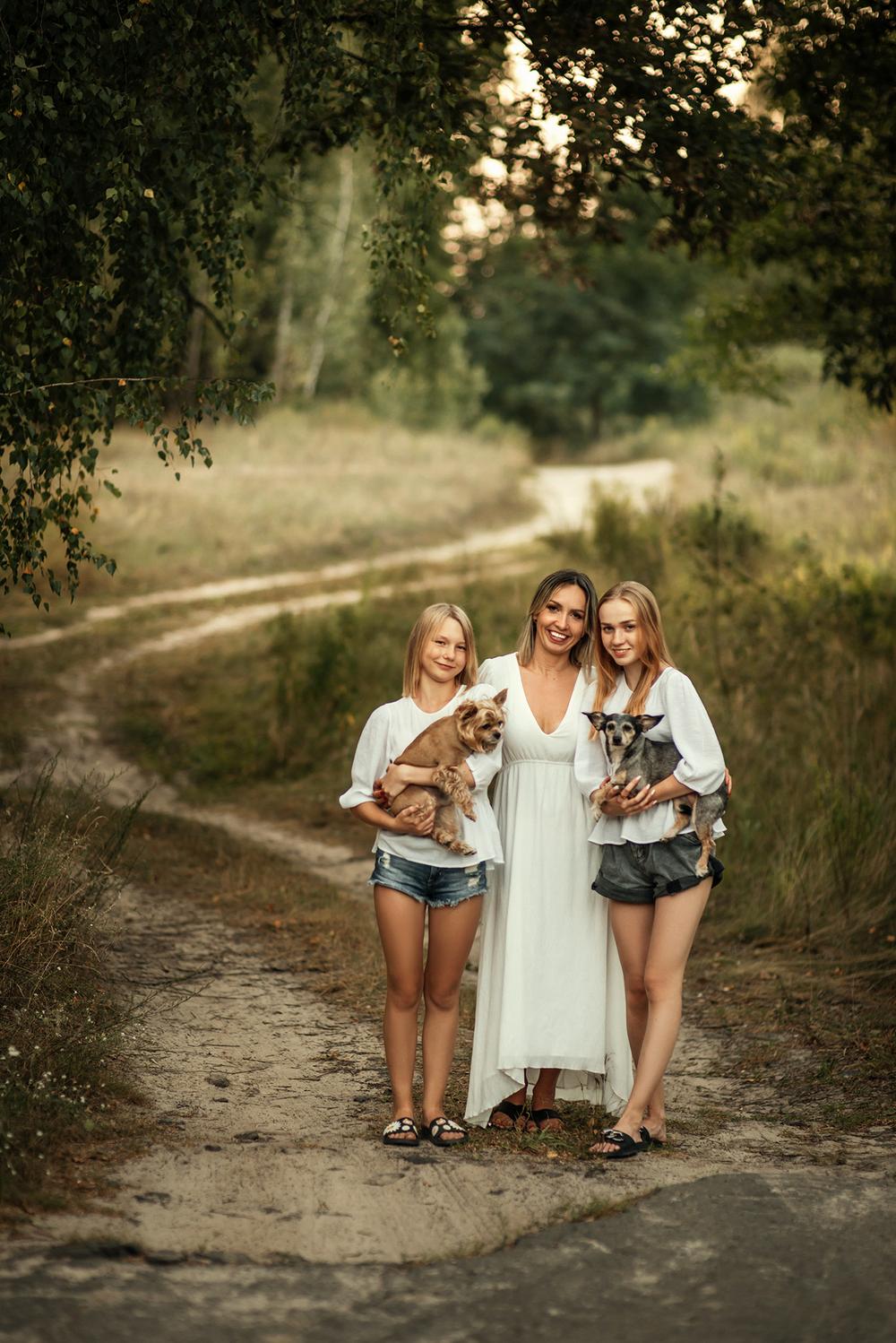Семейные фотосессии - В лесу