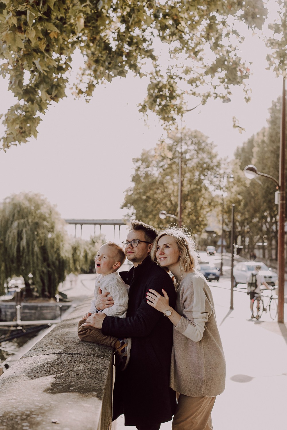 FAMILY IN PARIS
