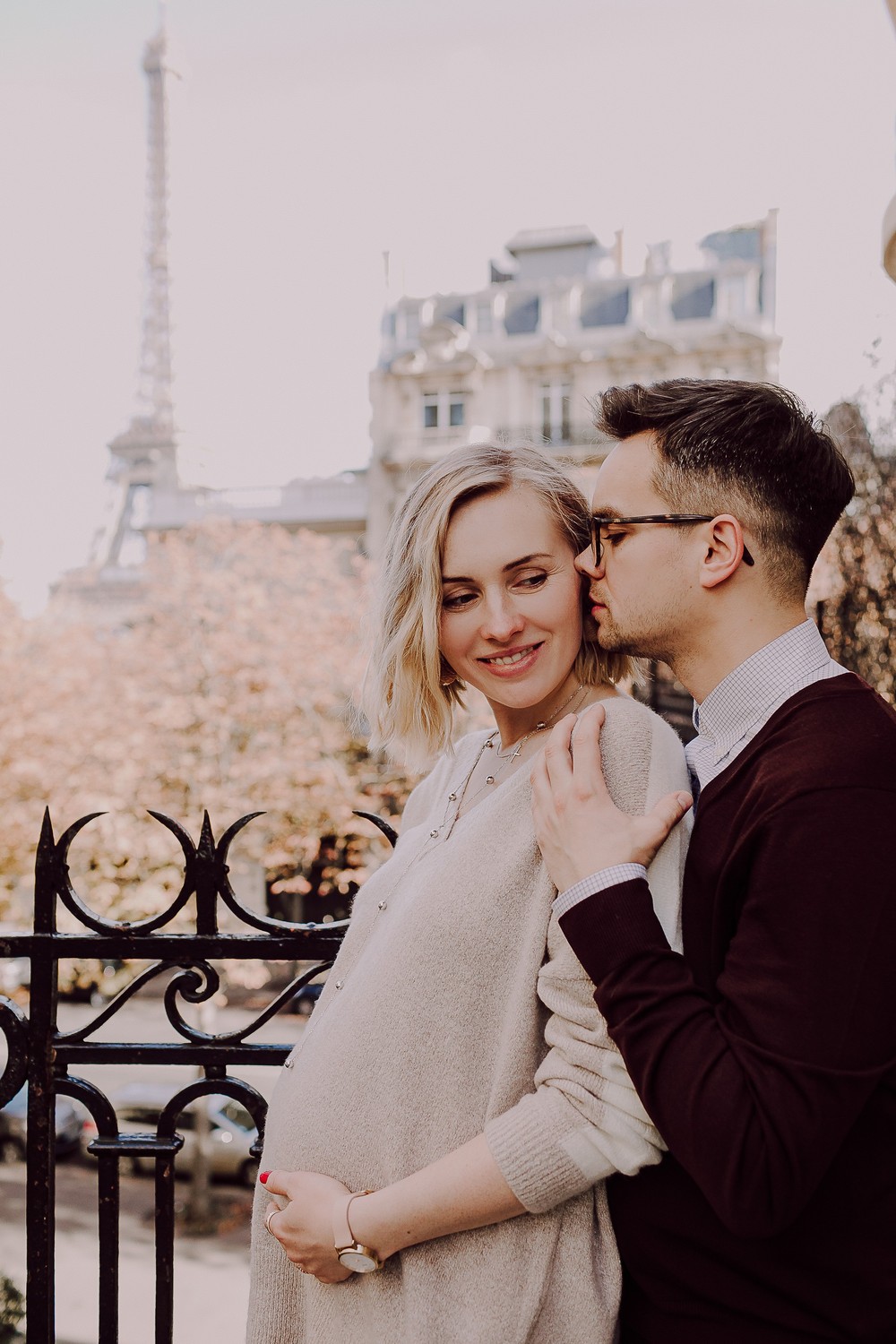 FAMILY IN PARIS