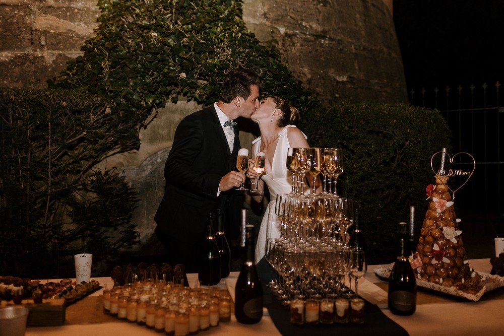 VICTORIA & ANTHONY