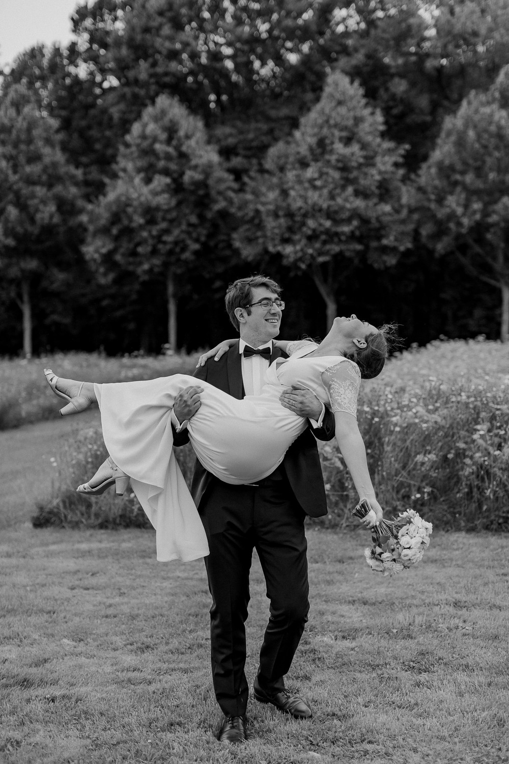 THOMAS & ANASTASIA