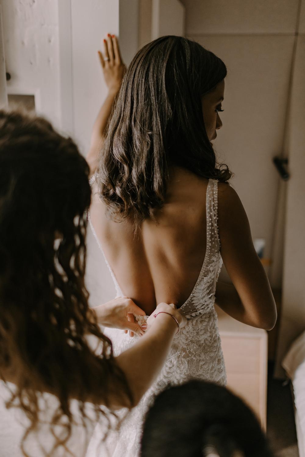 NAÏKÈ & CLÉMENT