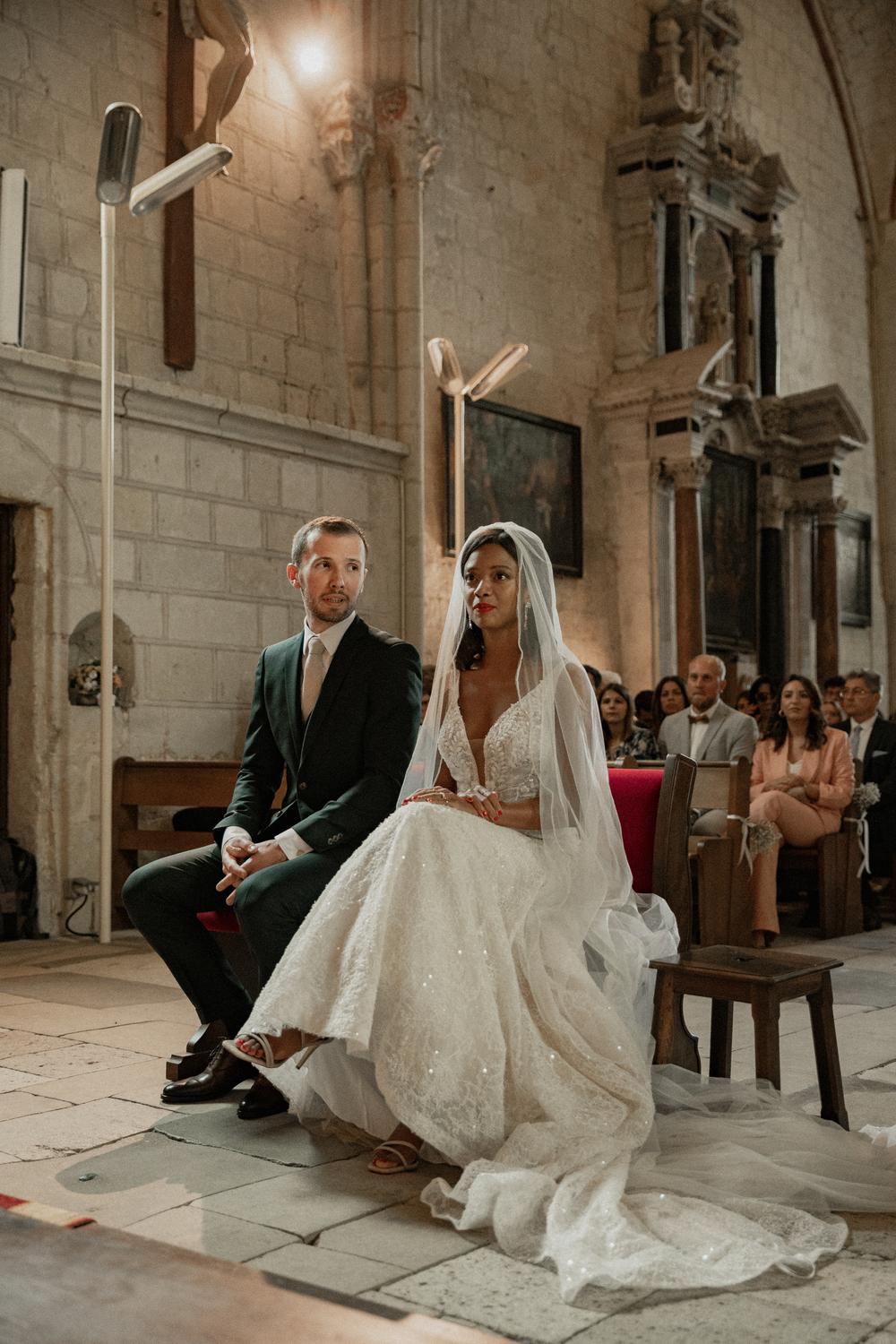 NAÏKÈ & CLÉMENT