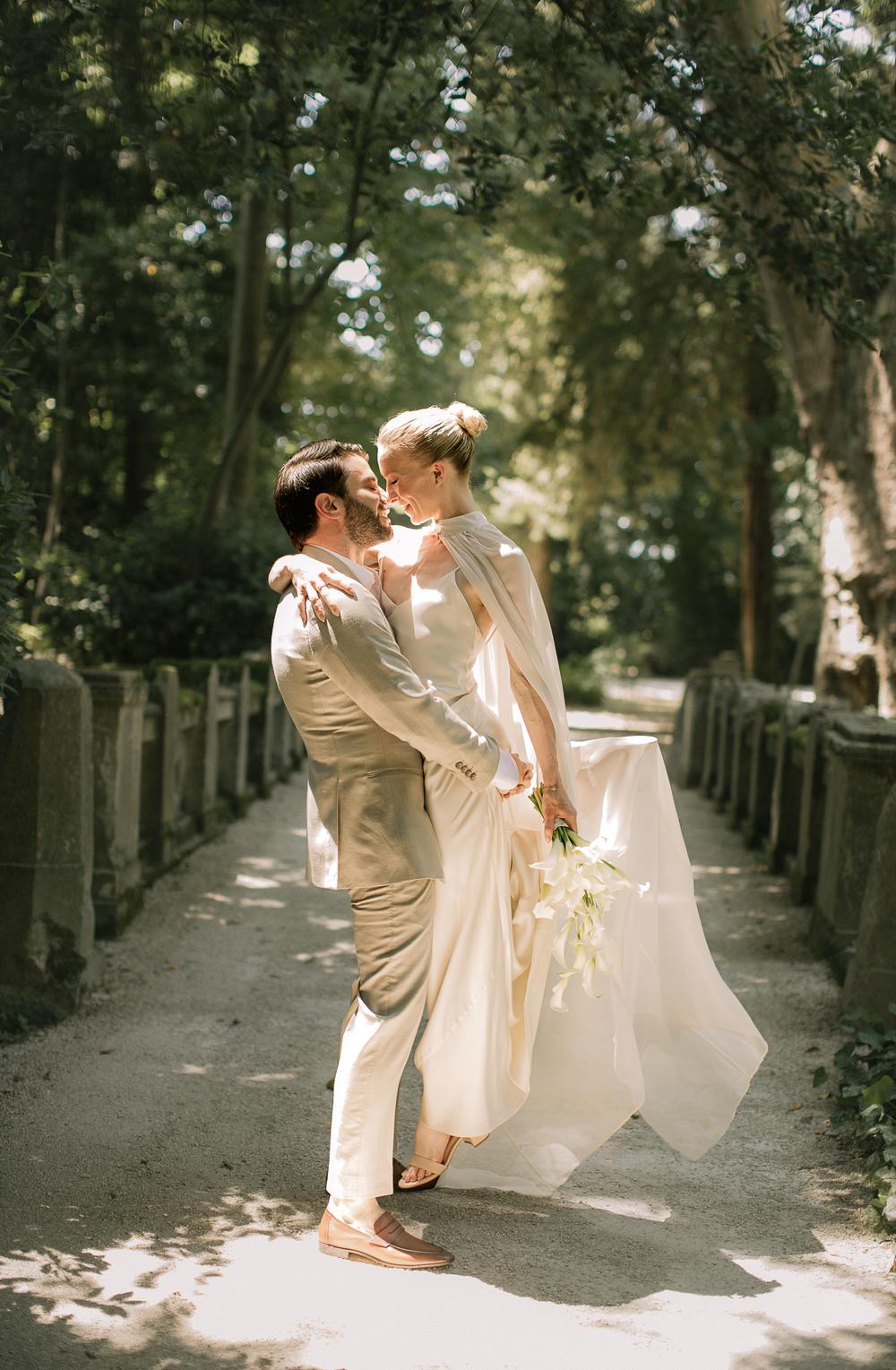 SHELBY & JULIEN