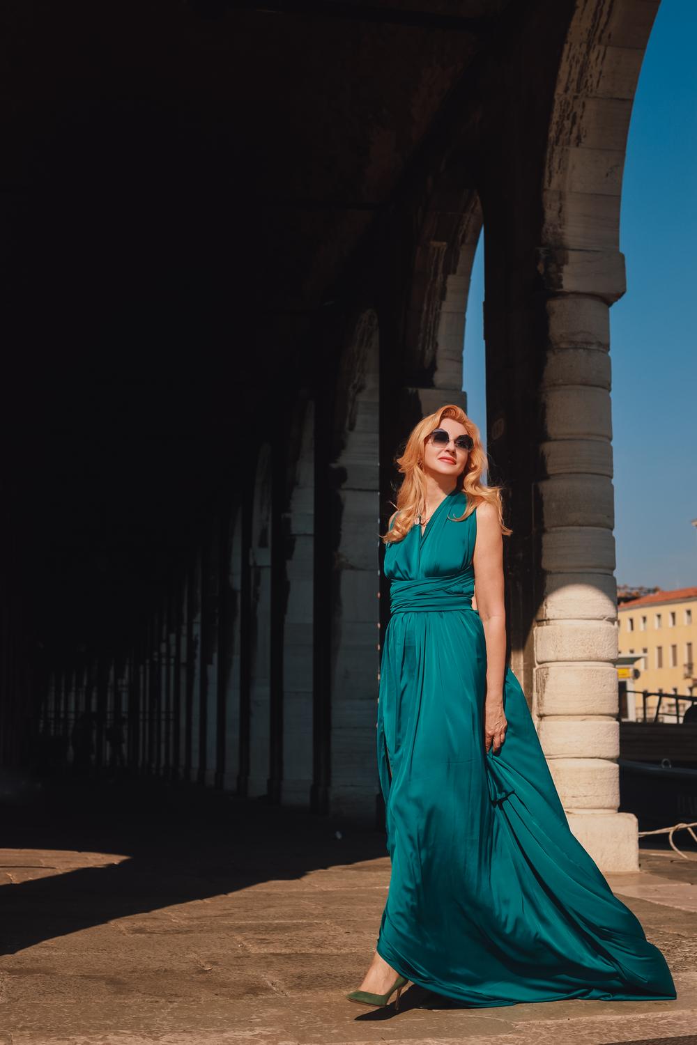Flying dress 