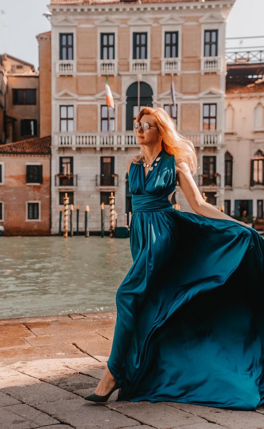 Flying dress 