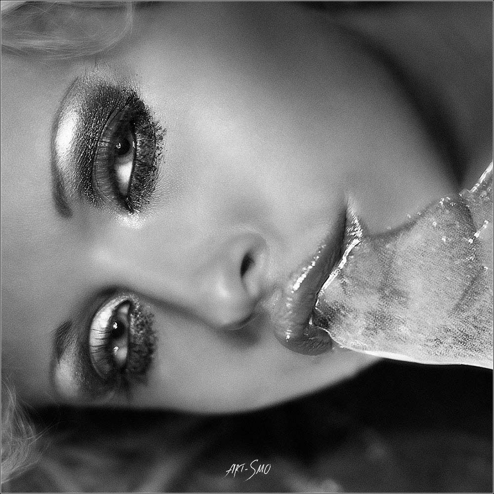 L'EFFLEUREMENT #1