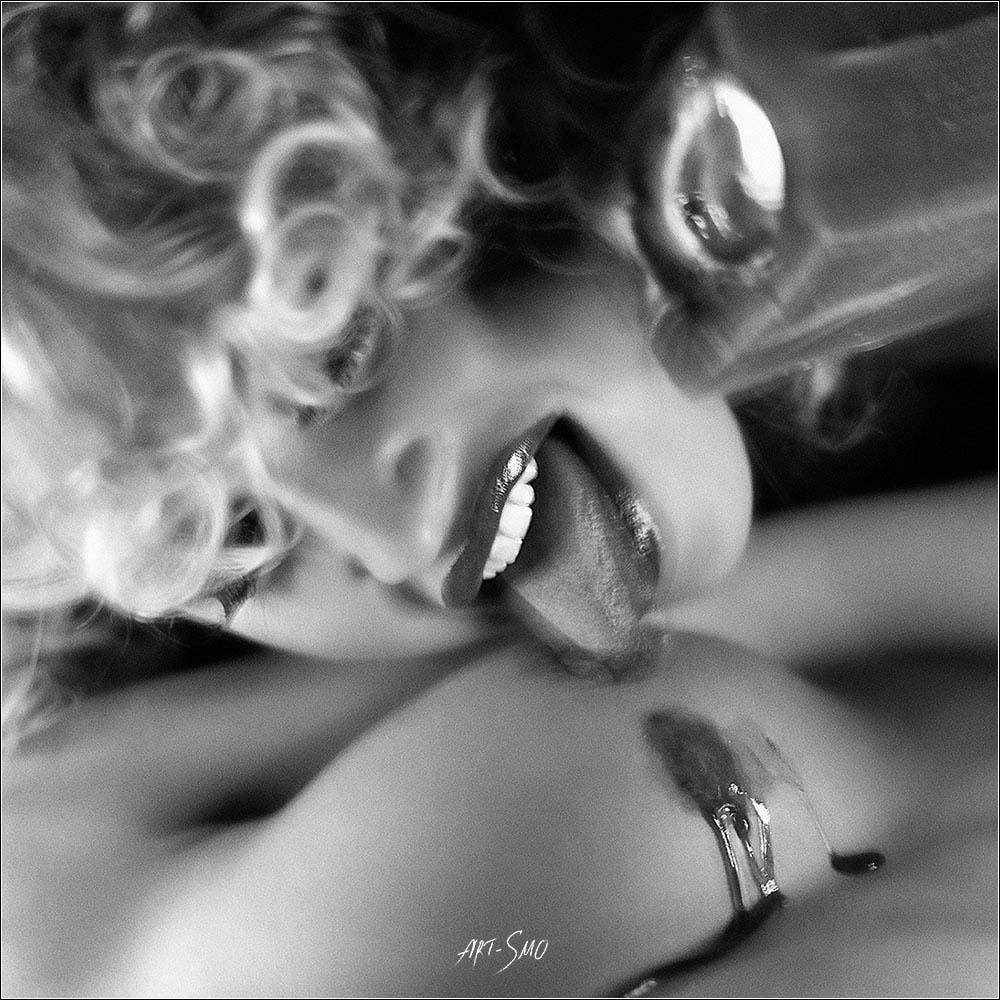 L'EFFLEUREMENT #1