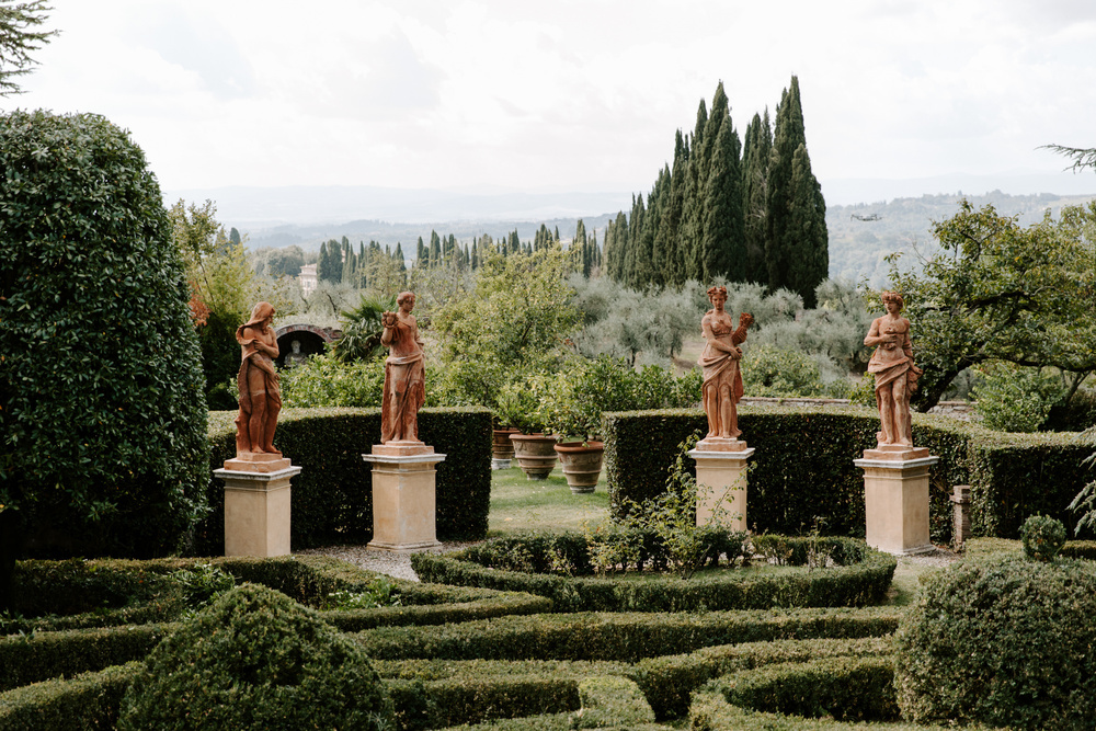 Wedding Photographer at Villa Catignano