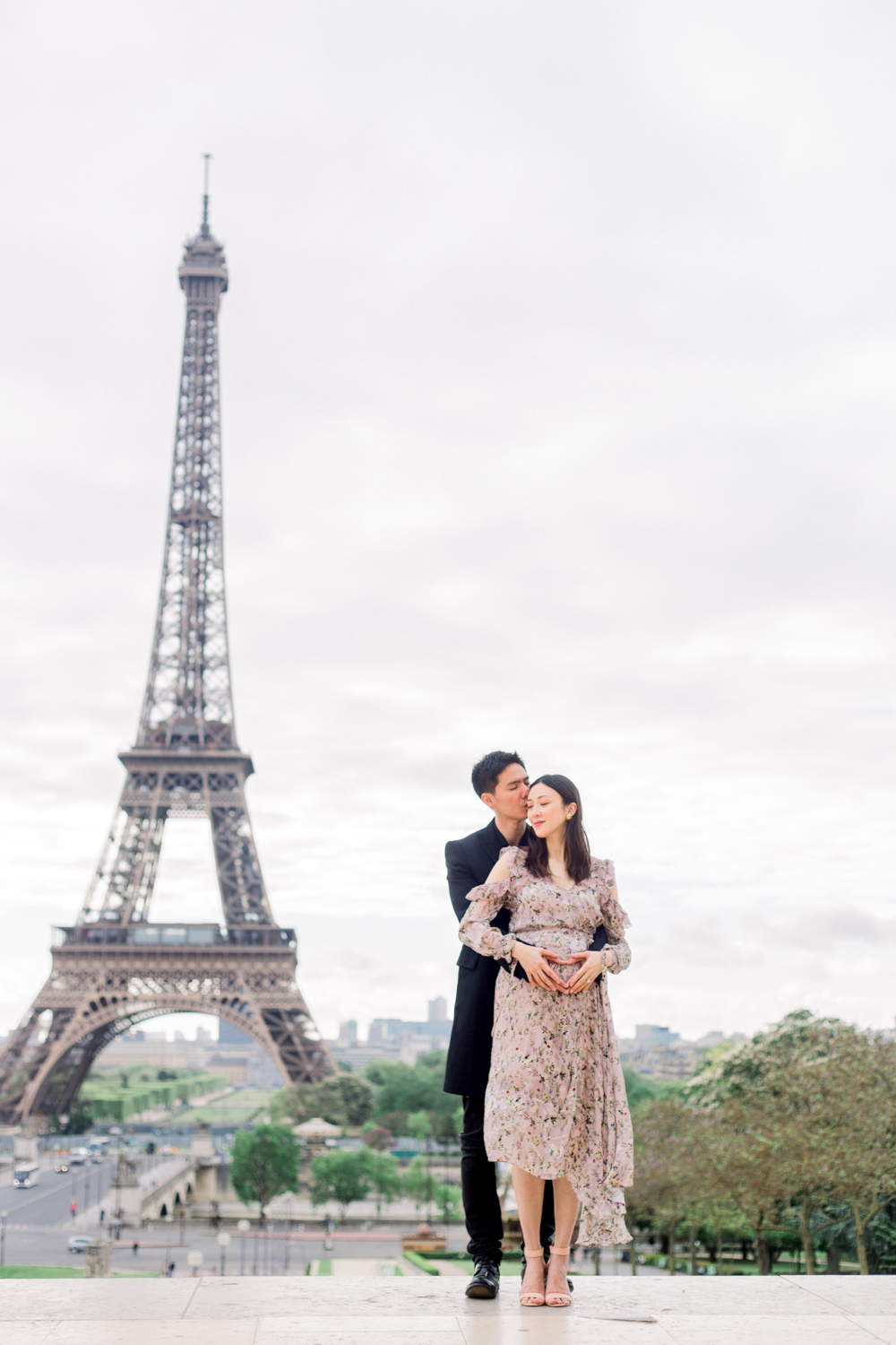 Announcing Their Growing Family At The Eiffel Tower English, 44% OFF