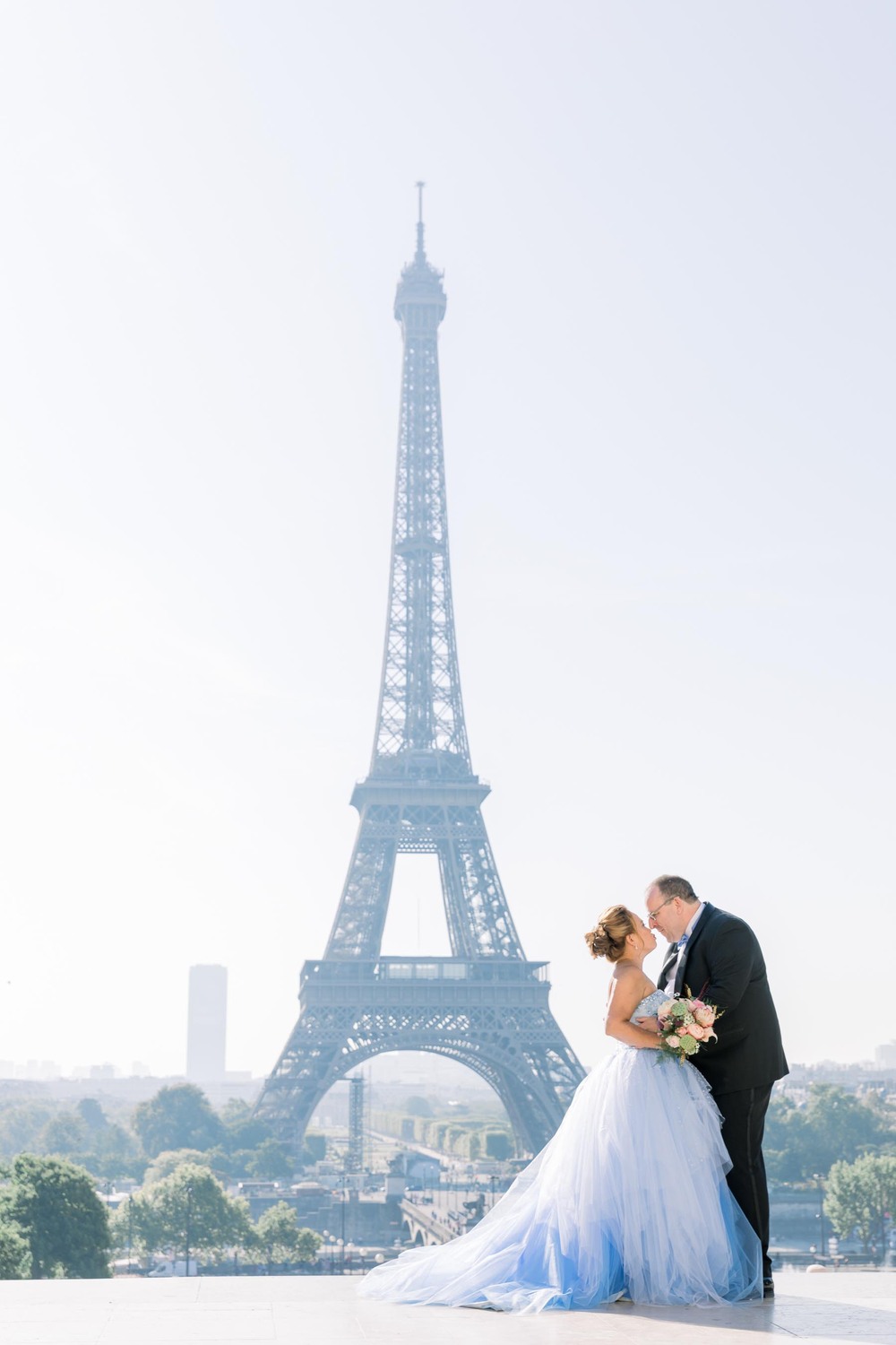 Silver Wedding anniversary in Paris by Daria Lorman Photography