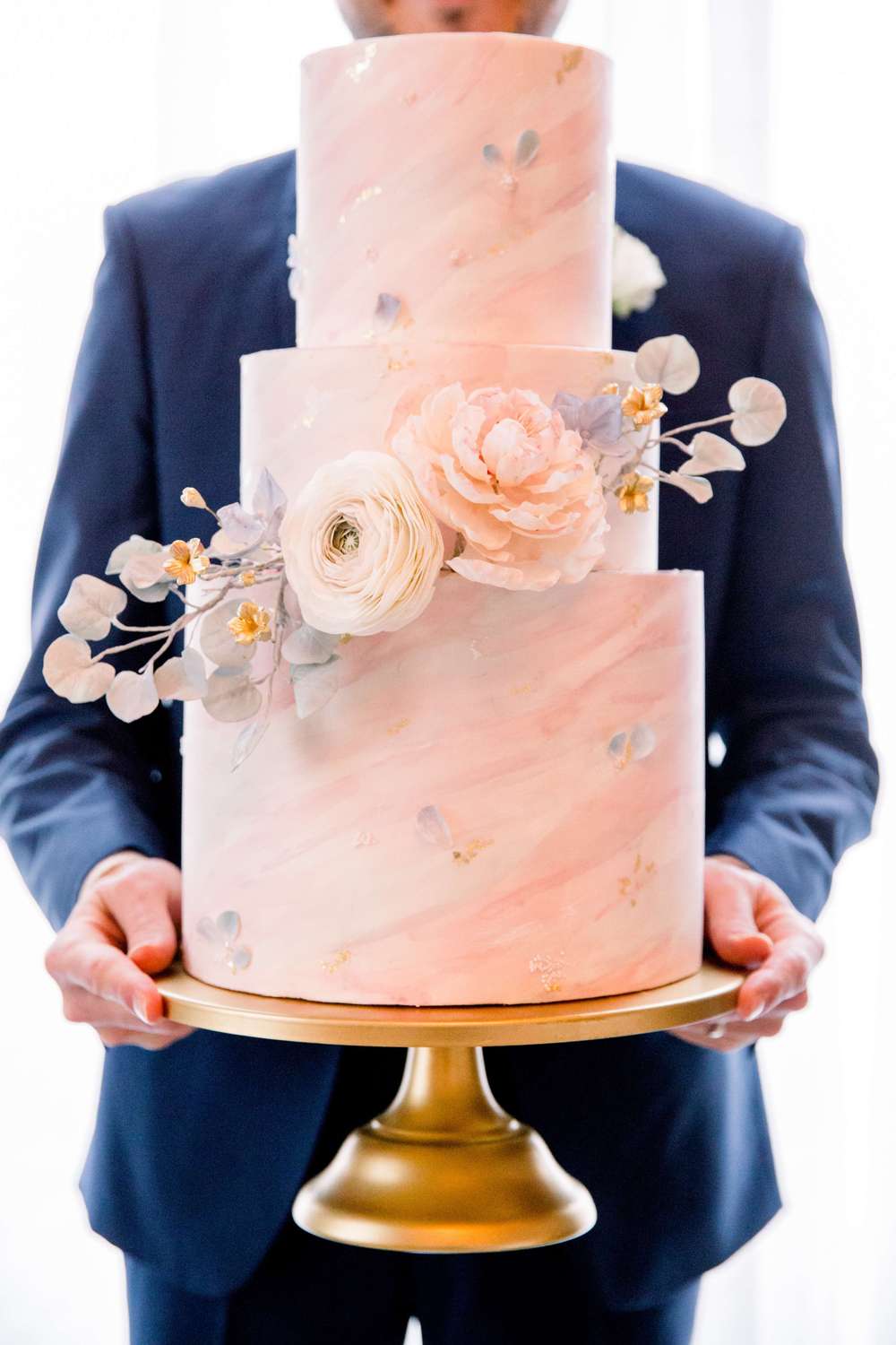 27 Amazing Celebrity Wedding Cakes - Royal Wedding Cakes, Celeb Cakes