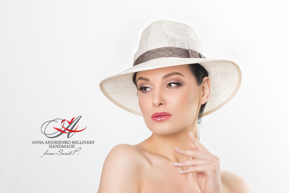 Шляпка-вуалетка бренда Anna Andrienko millinery