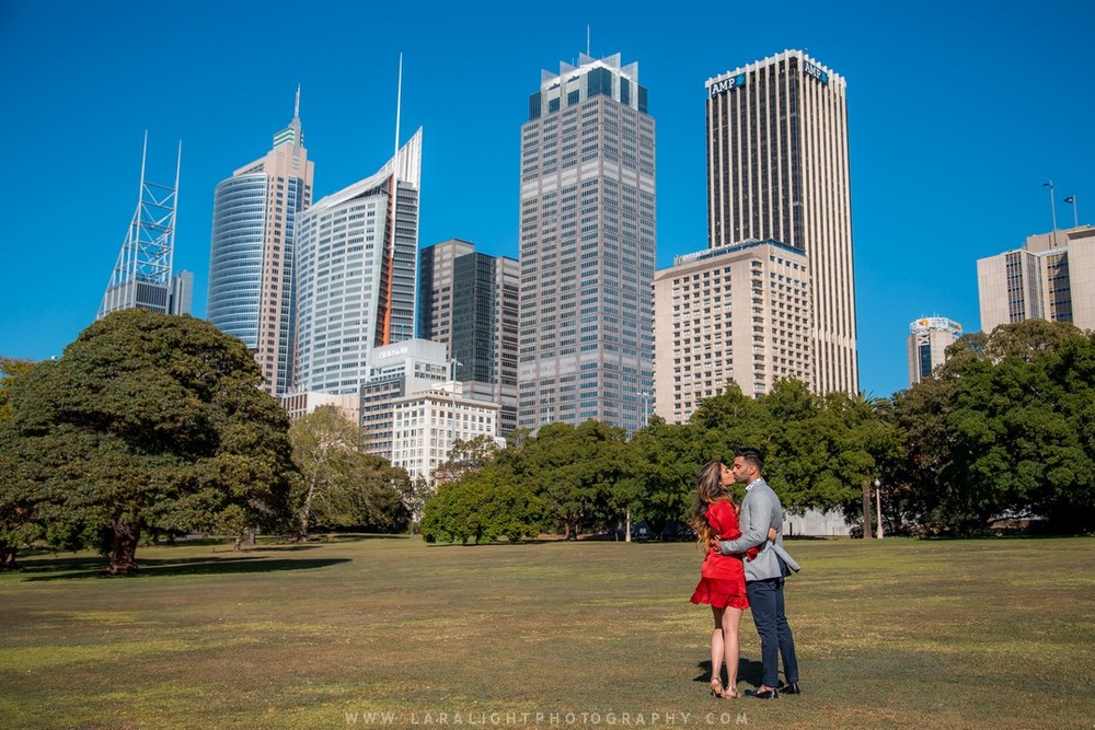 HOLIDAYS | Innayat and Karan | Sydney Opera House and The Rocks Holiday Photoshoot