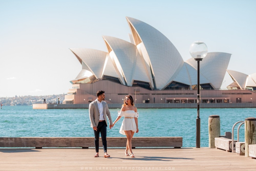 HOLIDAYS | Innayat and Karan | Sydney Opera House and The Rocks Holiday Photoshoot