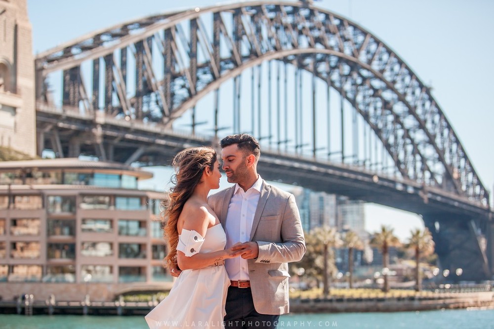 HOLIDAYS | Innayat and Karan | Sydney Opera House and The Rocks Holiday Photoshoot