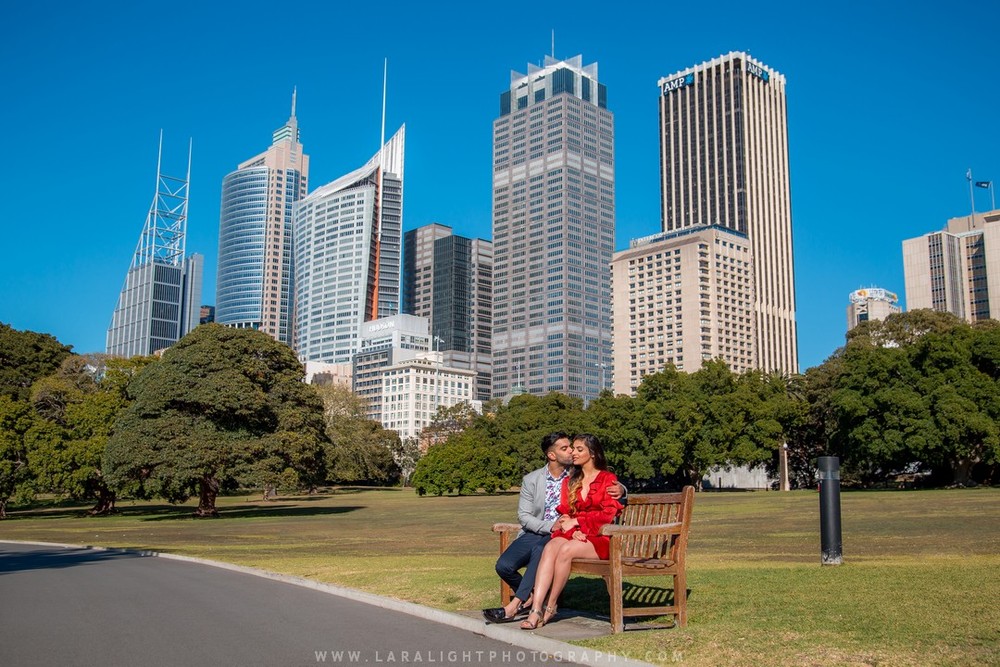 HOLIDAYS | Innayat and Karan | Sydney Opera House and The Rocks Holiday Photoshoot