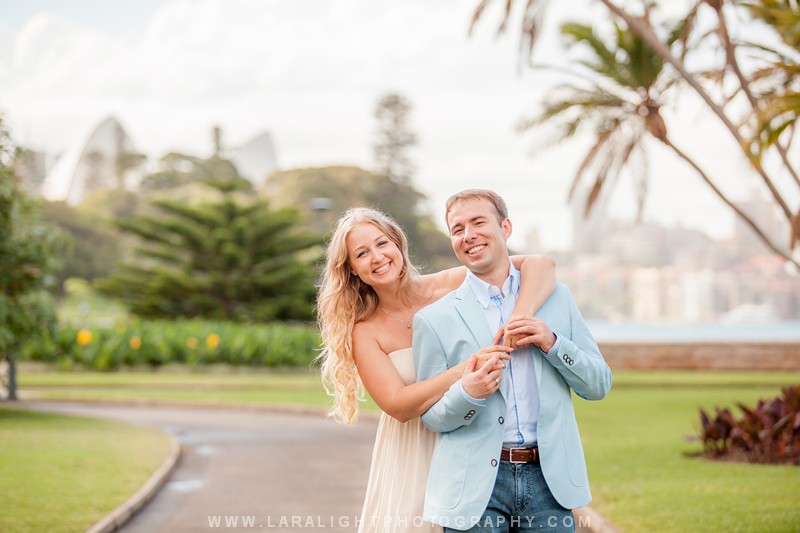 COUPLES | Vadim and Vera | Sydney Opera House and The Rocks Couple Photography