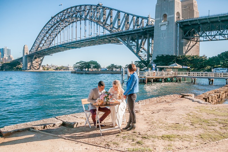 MINI WEDDINGS | Ekaterina and Renzo | Kirribilli Wedding Photography