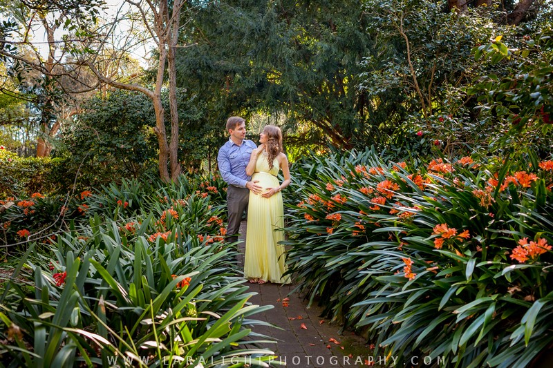 MATERNITY | Daria and Alex | Camellia Gardens Maternity Photography