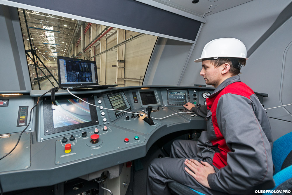 Производство скоростных поездов Ласточка компании Siemens, Моторвагонное депо скоростных поездов Ласточка, промышленный репортаж с предприятия, вагоностроительный завод в Екатеринбурге, железнодорожный транспорт, скоростные поезда, железная дорога,  Промышленная фотосъемка завода Уральские локомотивы, железнодорожный транспорт, локомотив, электричка, Ласточка, поезд, железная дорога, производство поездов, производство локомотивов, репортаж на заводе, Екатеринбург, поезда сименс, поезда ласточка, скоростной поезд, рекламная фотосъемка поезда, подвижной состав, сборочный конвейер, сборка проездов, вагоны сименс, вагоны ласточка,  новые поезда, фотосъемка поездов, промышленный фотограф Екатеринбурга, Промышленный репортаж, Производственный репортаж, Репортажно-постановочная фотосъёмка на производстве, постановочная фотосъемка промышленности, промышленный фотограф, промышленная съемка, промышленная аэросъемка, промышленная фотография, промышленность, фотограф промышленности, фотограф промышленных объектов, фотосъемка рабочего процесса, фотосъемка завода, аэросъемка атомной станции, аэросъемка промышленно предприятия, промышленная съемка строительного объекта,   