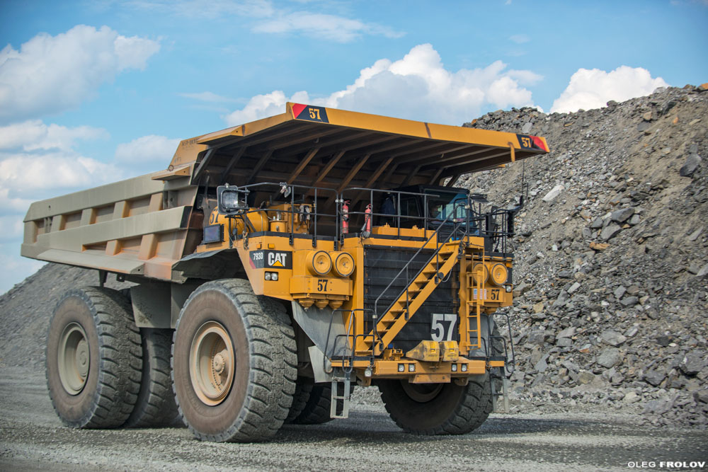 Рекламная съёмка карьерной техники CATERPILLAR, промышленная фотосъемка, Производство и автомобили, фотограф CATERPILLAR, съемка на карьере, промышленный фотограф Олег Фролов, фотосъемка автомобилей, промышленная аэросъемка, аэрофотосъемка, индустриальный фотограф, производственная съемка, аэровидеосъемка, рекламная съемка автомобилей, официальной фотограф автомобилей, CATERPILLAR на карьере, самосвалы на карьере, экскаваторы CAT на карьере, 