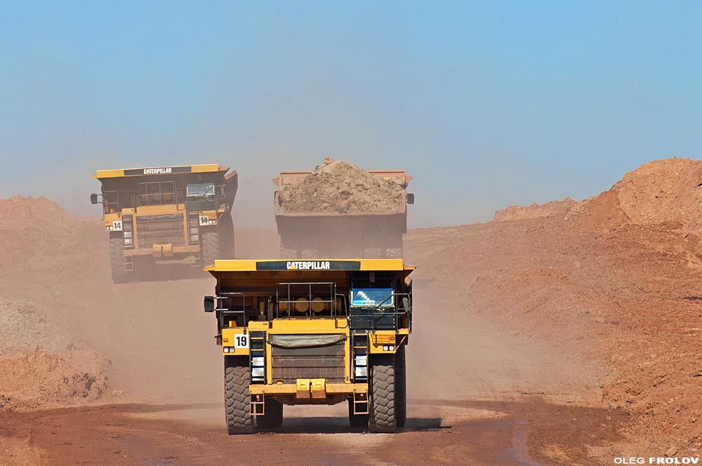 индустриальный фотограф, Рекламная съёмка карьерной техники CATERPILLAR, промышленная фотосъемка, Производство и автомобили, фотограф CATERPILLAR, съемка на карьере, промышленный фотограф Олег Фролов, фотосъемка автомобилей, промышленная аэросъемка, аэрофотосъемка, индустриальный фотограф, производственная съемка, аэровидеосъемка, рекламная съемка автомобилей, официальной фотограф автомобилей, CATERPILLAR на карьере, самосвалы на карьере, экскаваторы CAT на карьере, 