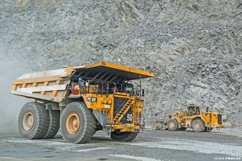 Рекламная съёмка карьерной техники CATERPILLAR, промышленная фотосъемка, Производство и автомобили, фотограф CATERPILLAR, съемка на карьере, промышленный фотограф Олег Фролов, фотосъемка автомобилей, промышленная аэросъемка, аэрофотосъемка, индустриальный фотограф, производственная съемка, аэровидеосъемка, рекламная съемка автомобилей, официальной фотограф автомобилей, CATERPILLAR на карьере, самосвалы на карьере, экскаваторы CAT на карьере, 