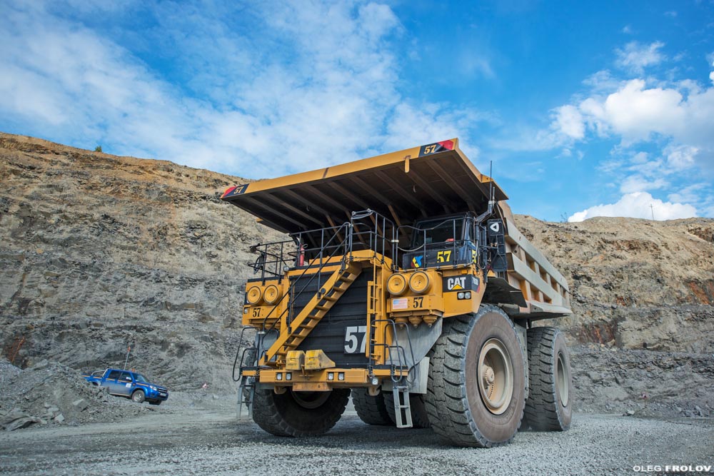 Фото Фролов, Рекламная съёмка карьерной техники CATERPILLAR, промышленная фотосъемка, Производство и автомобили, фотограф CATERPILLAR, съемка на карьере, промышленный фотограф Олег Фролов, фотосъемка автомобилей, промышленная аэросъемка, аэрофотосъемка, индустриальный фотограф, производственная съемка, аэровидеосъемка, рекламная съемка автомобилей, официальной фотограф автомобилей, CATERPILLAR на карьере, самосвалы на карьере, экскаваторы CAT на карьере, 