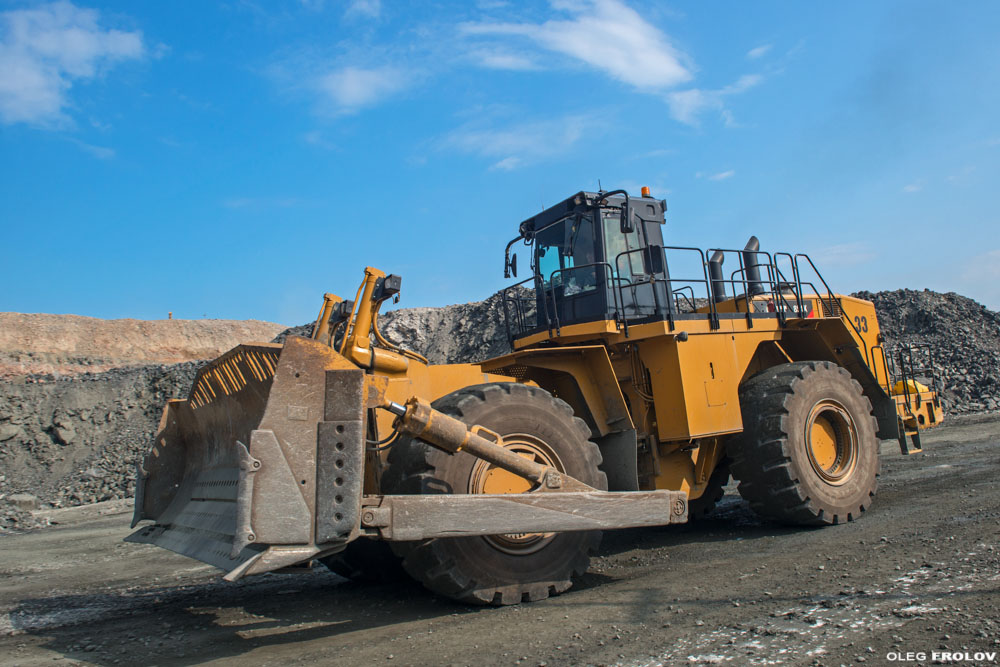 Рекламная съёмка карьерной техники CATERPILLAR, промышленная фотосъемка, Производство и автомобили, фотограф CATERPILLAR, съемка на карьере, промышленный фотограф Олег Фролов, фотосъемка автомобилей, промышленная аэросъемка, аэрофотосъемка, индустриальный фотограф, производственная съемка, аэровидеосъемка, рекламная съемка автомобилей, официальной фотограф автомобилей, CATERPILLAR на карьере, самосвалы на карьере, экскаваторы CAT на карьере, 