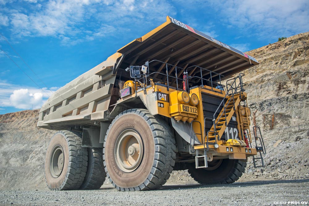 репортаж на карьере, Рекламная съёмка карьерной техники CATERPILLAR, промышленная фотосъемка, Производство и автомобили, фотограф CATERPILLAR, съемка на карьере, промышленный фотограф Олег Фролов, фотосъемка автомобилей, промышленная аэросъемка, аэрофотосъемка, индустриальный фотограф, производственная съемка, аэровидеосъемка, рекламная съемка автомобилей, официальной фотограф автомобилей, CATERPILLAR на карьере, самосвалы на карьере, экскаваторы CAT на карьере, 