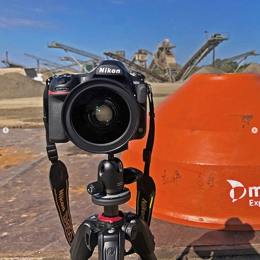 фототехника для съемка промышленности, Фото и видеосъемка для компании Metso в республике Адыгея, Промышленная фотосъемка в городе Майкоп, Аэросъемка на карьере в республике Адыгея, аэросъёмка для компании Metso, промышленный фотограф Олег Фролов, видеосъемка для компании Metso, аэрофотосъемка на карьере, видеосъемка на карьере, промышленный видео оператор, аэросъемка карьерной техники, промышленная съемка оборудования, аэрофотосъемка предприятия, аэросъемка территории предприятия, Постановочная фотосъемка техники на карьере ЮГ Минералз, промышленная съемка Майкоп, фотограф в Майкопе 