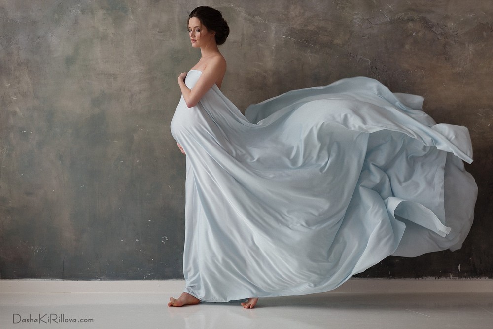Платье для беременных на фотосессию: обзор фасонов, оттенков и правил выбора