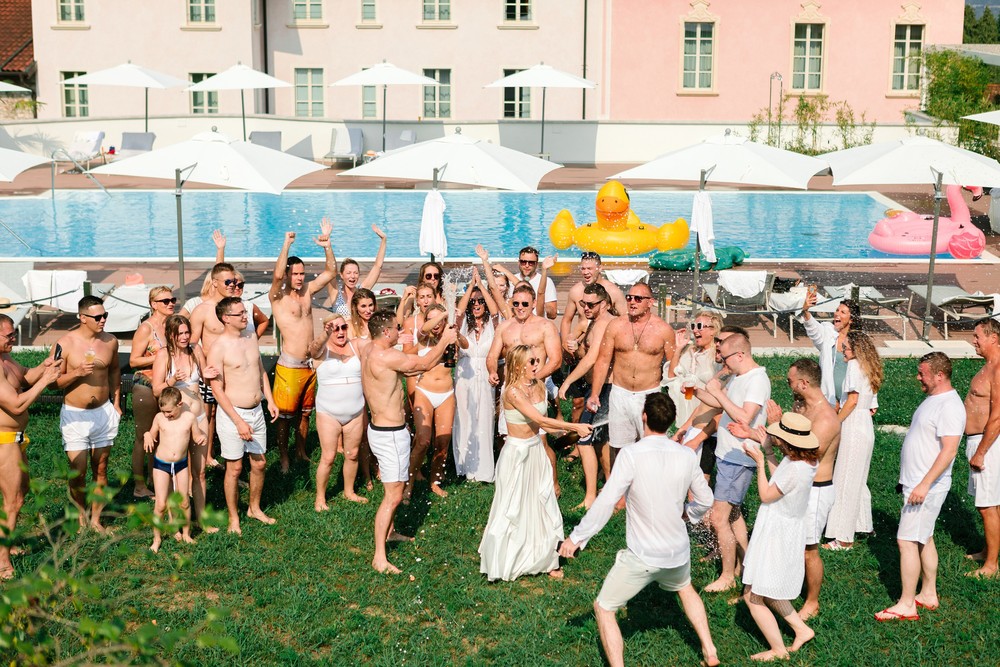Post-wedding party, Como