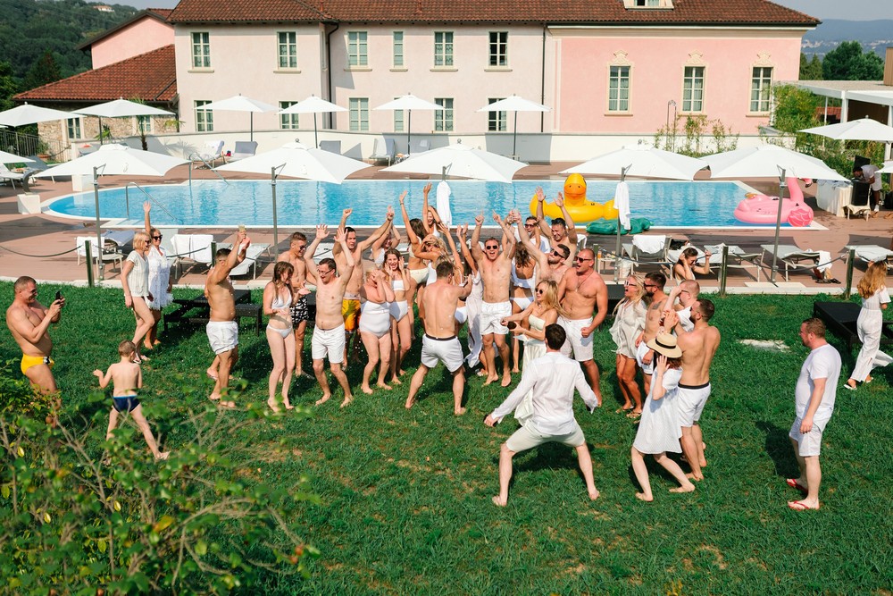 Post-wedding party, Como