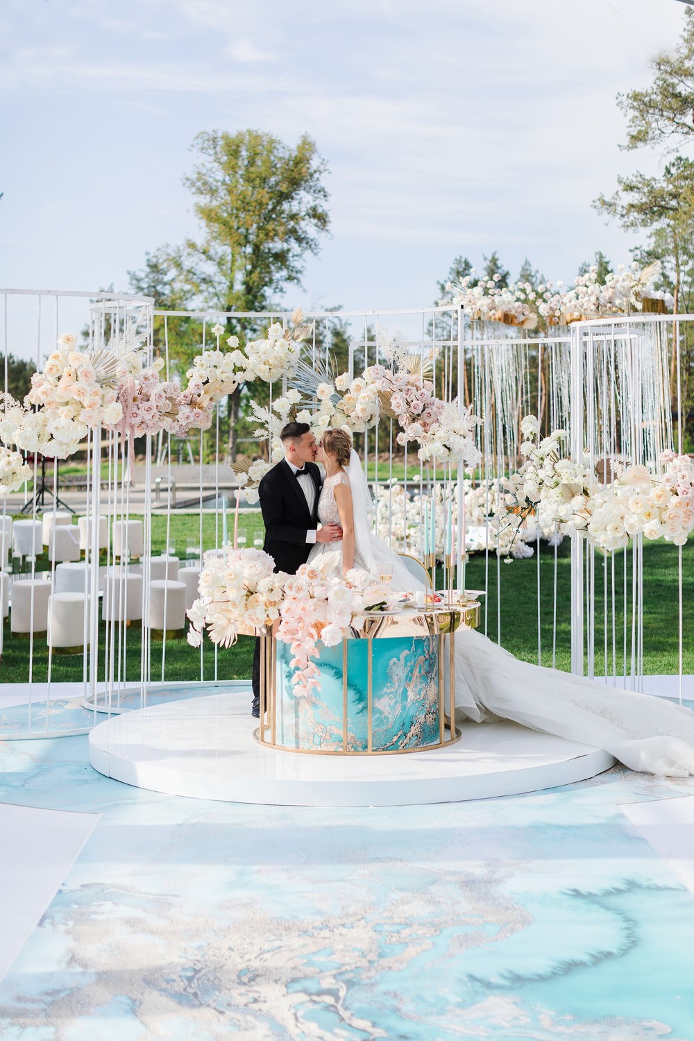 KIEV,WEDDING