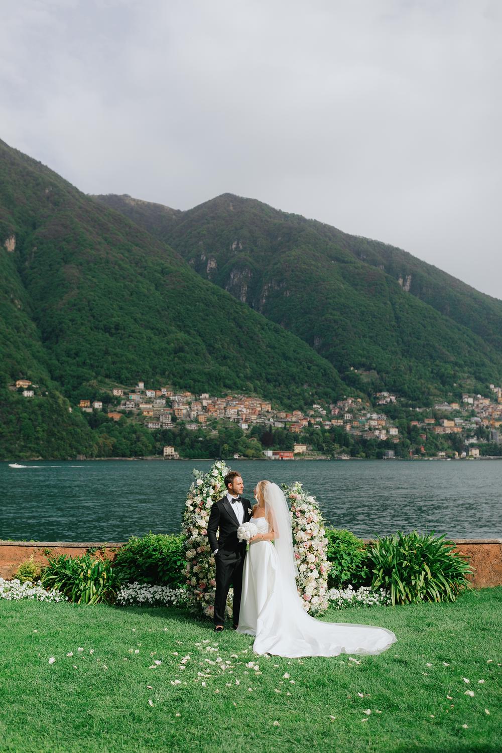 COMO, WEDDING