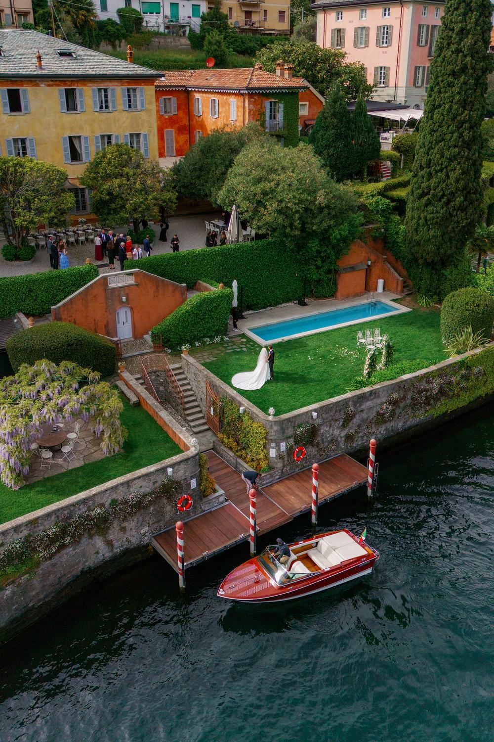 COMO, WEDDING