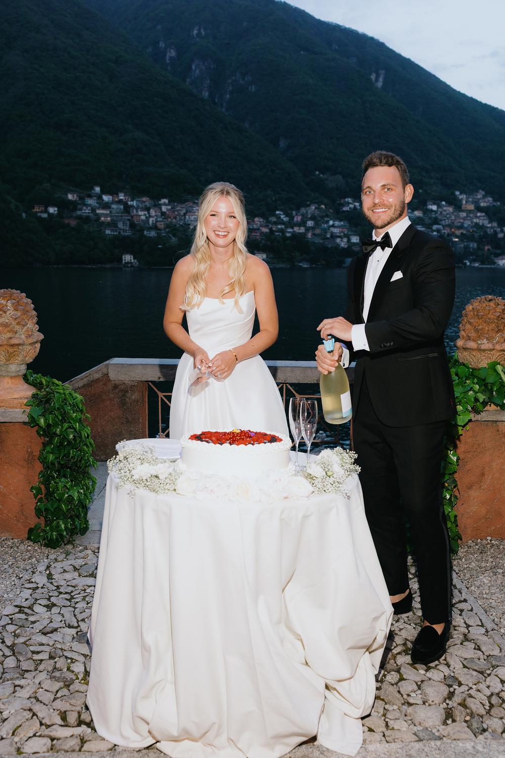 COMO, WEDDING