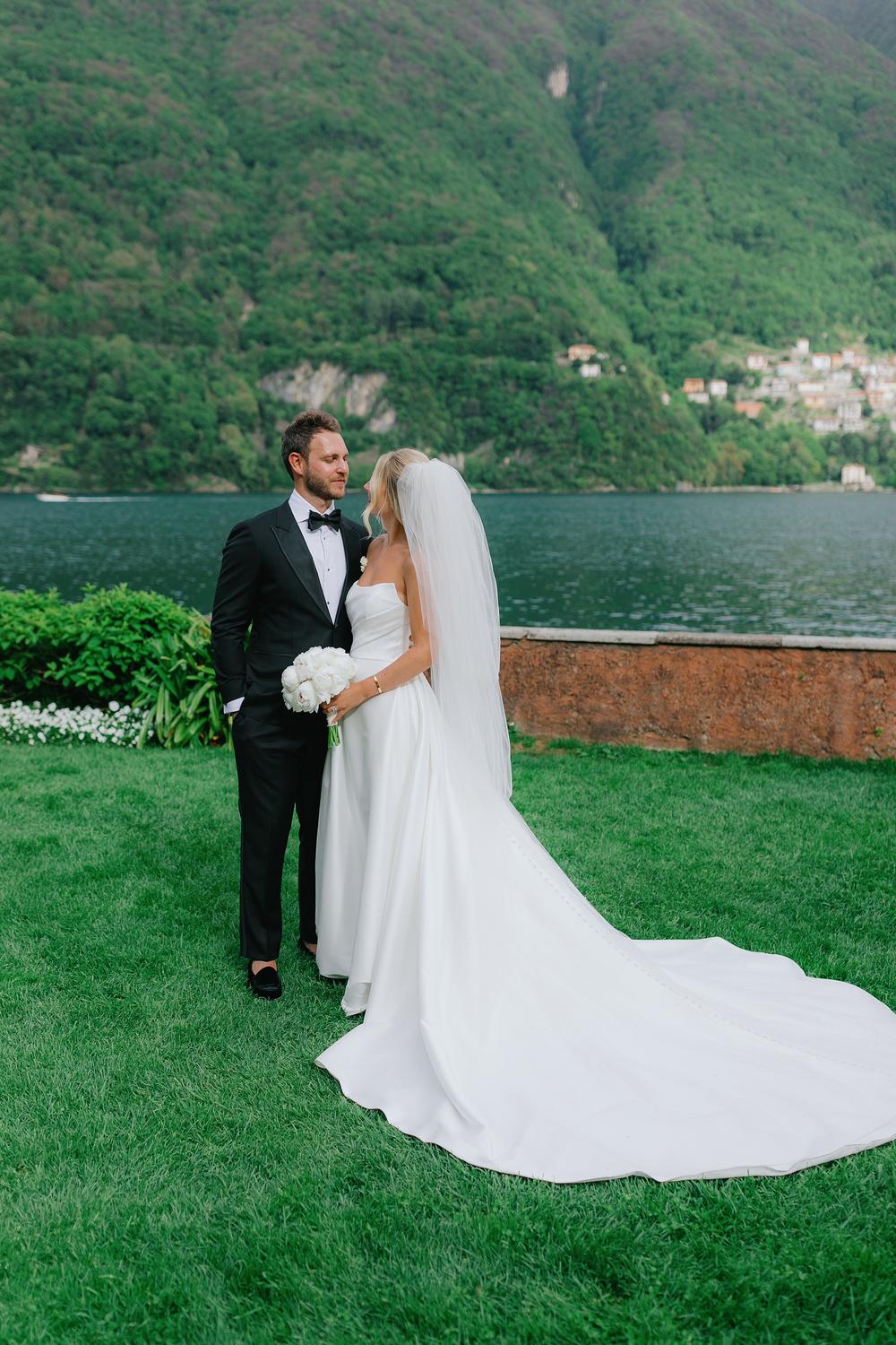 COMO, WEDDING
